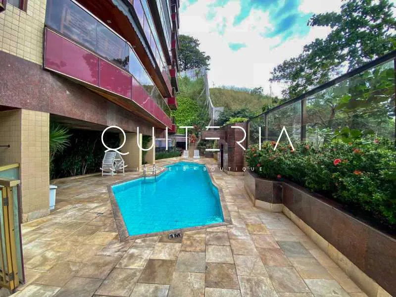 3-bedroom apartment with a glassed-in balcony — photo 24