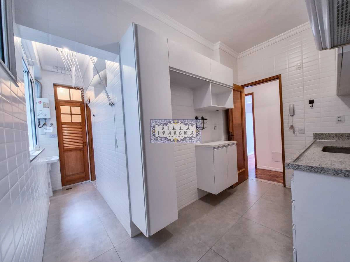 Деревянный пол или ламинат и 2 спальни: квартира 80 м² — photo 26