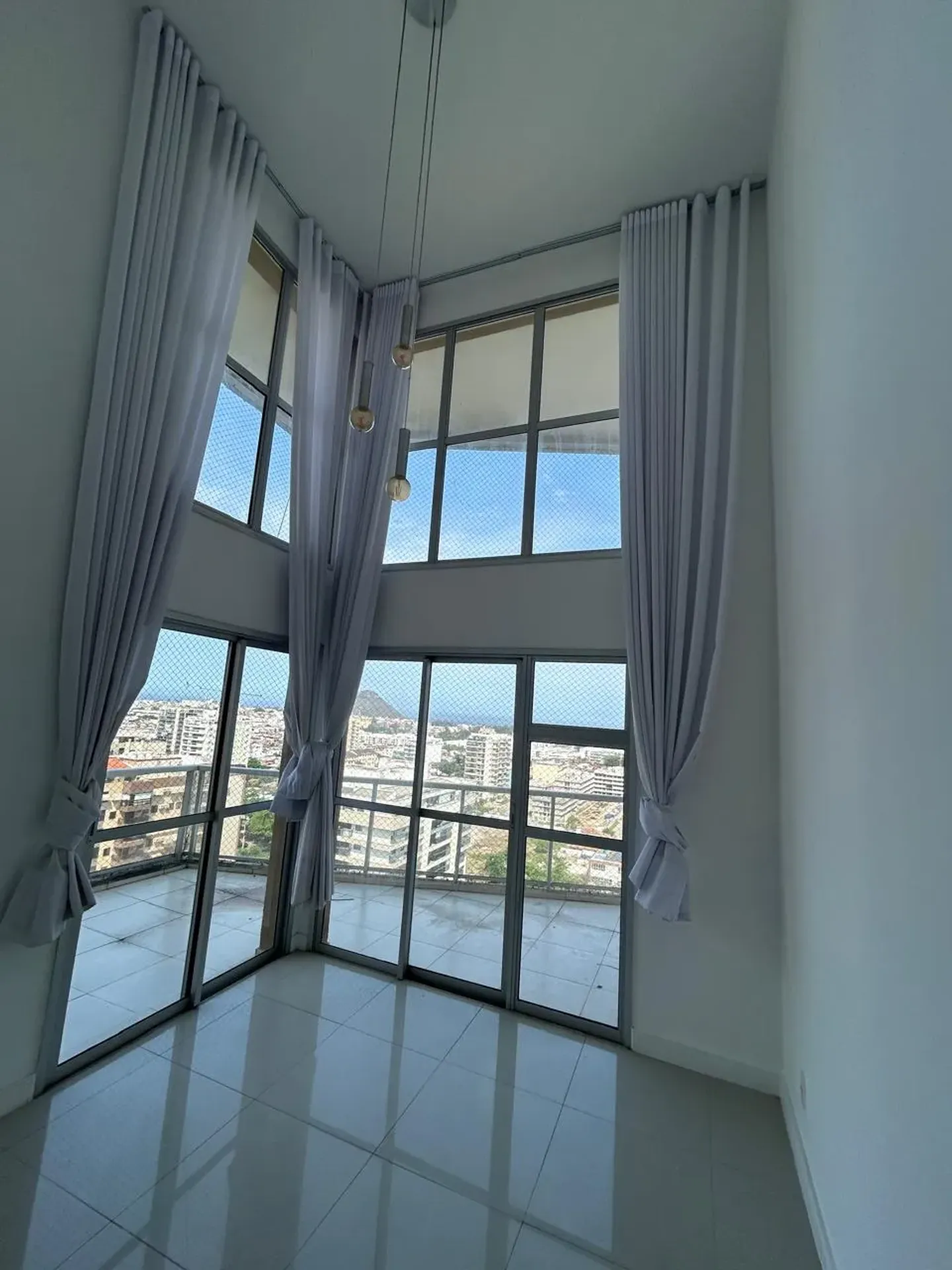 Apartamento de 3 quartos com varanda envidraçada — photo 4