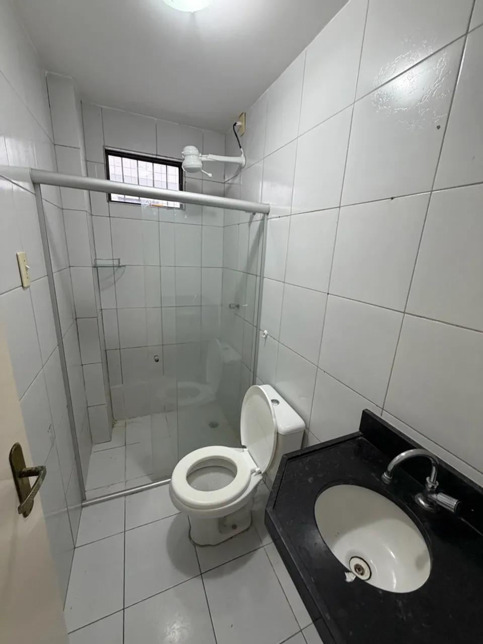 3-bedroom apartment in a building with a pool — photo 5