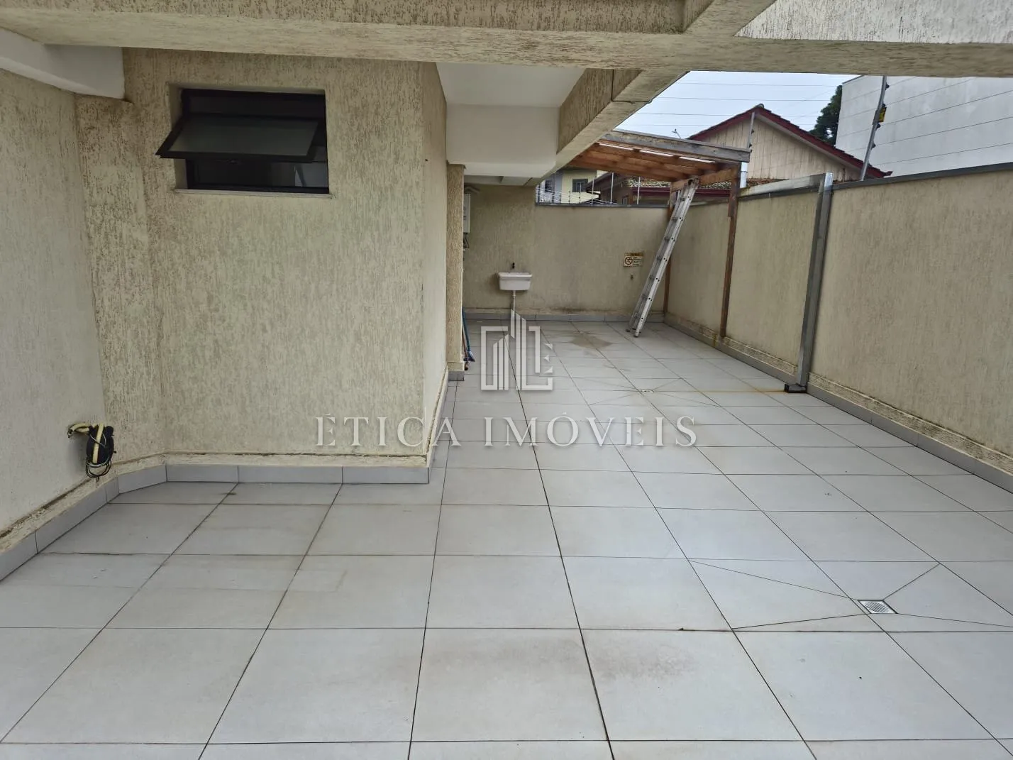 80 m² apartment with open-plan kitchen and 1 bedroom — photo 24