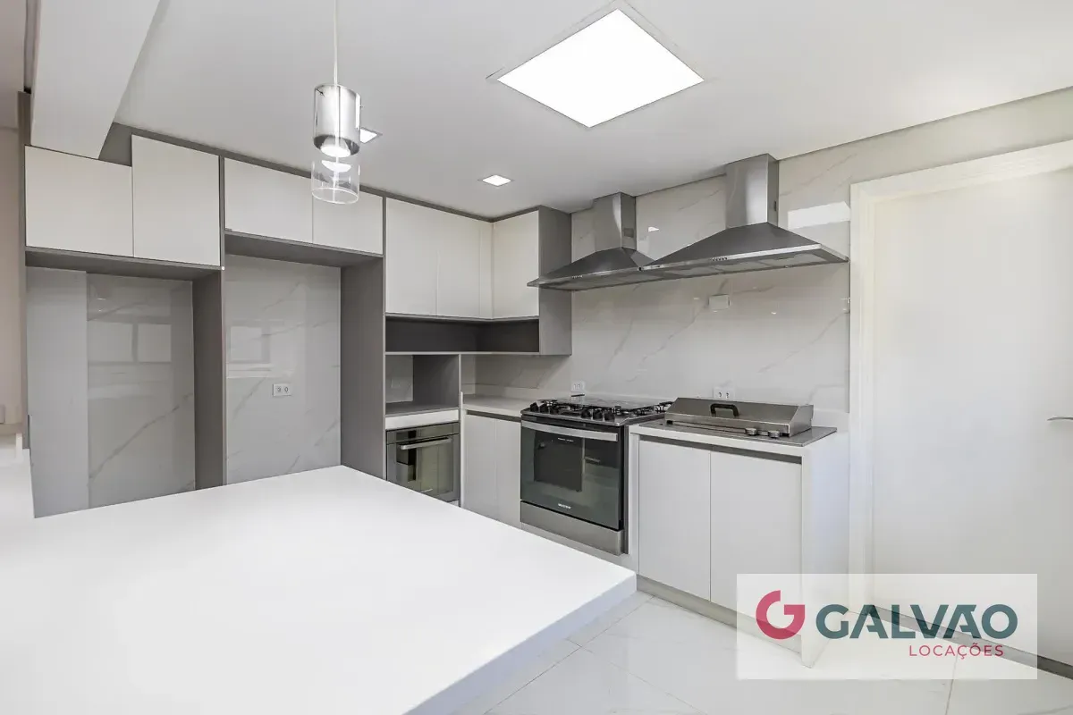 Apartamento mobiliado com 5 quartos e cozinha integrada — photo 12