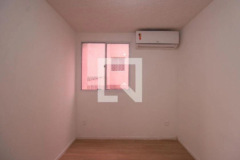 Home office in a 2-bedroom apartment, 43 m² — photo 14