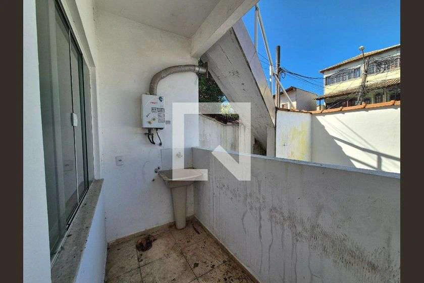 Ground-floor apartment 75 m² with 2 bedrooms and yard — photo 11