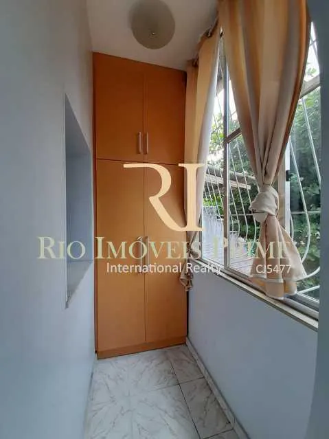 Townhouse with 2 bedrooms and 2 bathrooms — photo 16