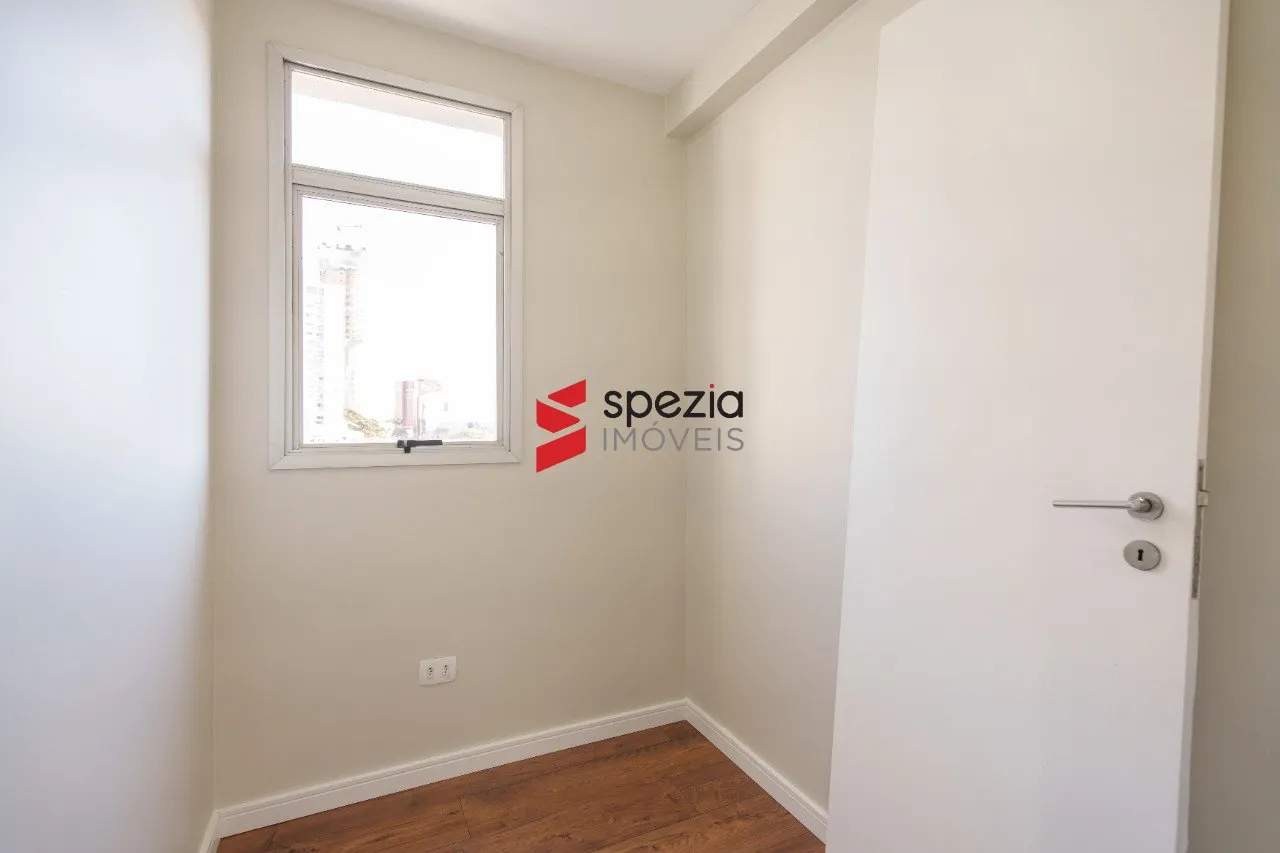 Duplex rental unit with 3 bedrooms and 3 bathrooms — photo 26