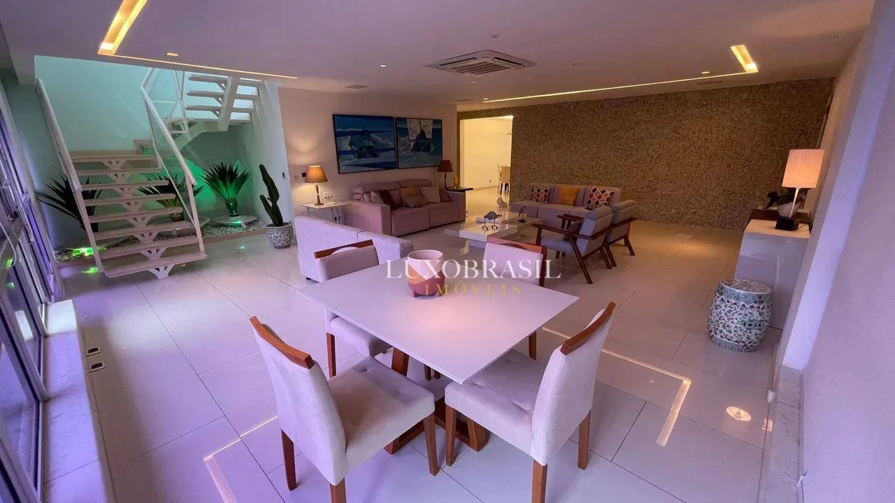 Apartamento mobiliado com 4 quartos e 5 banheiros — photo 12