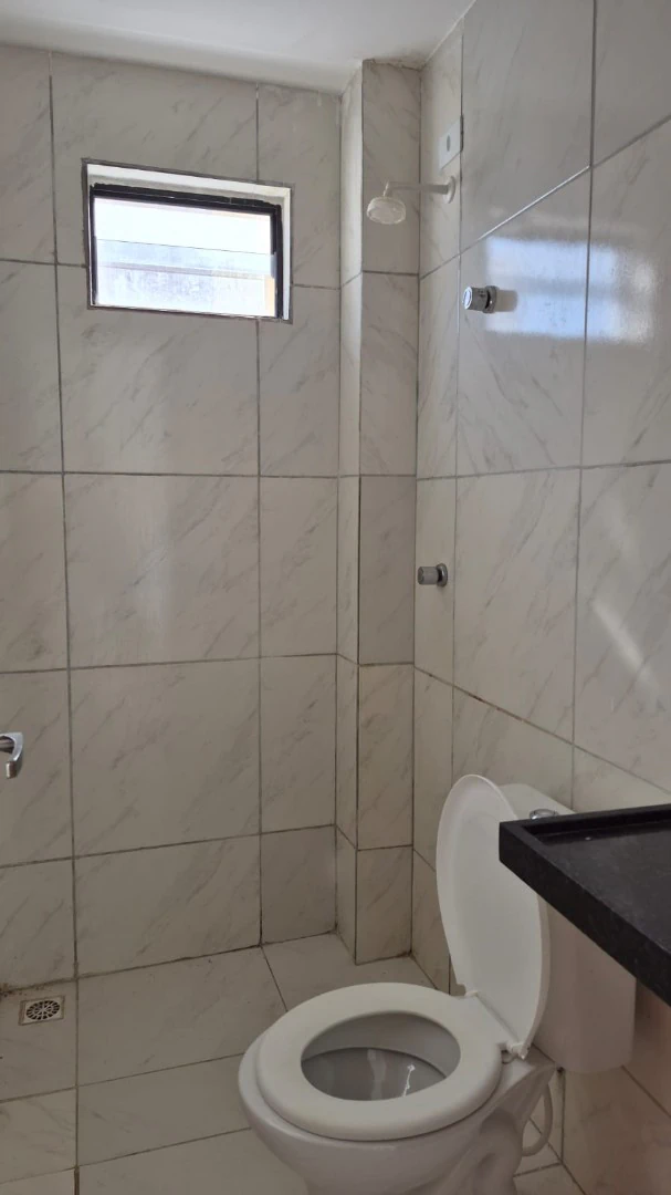 Apartamento de 2 quartos em condomínio com piscina — photo 4