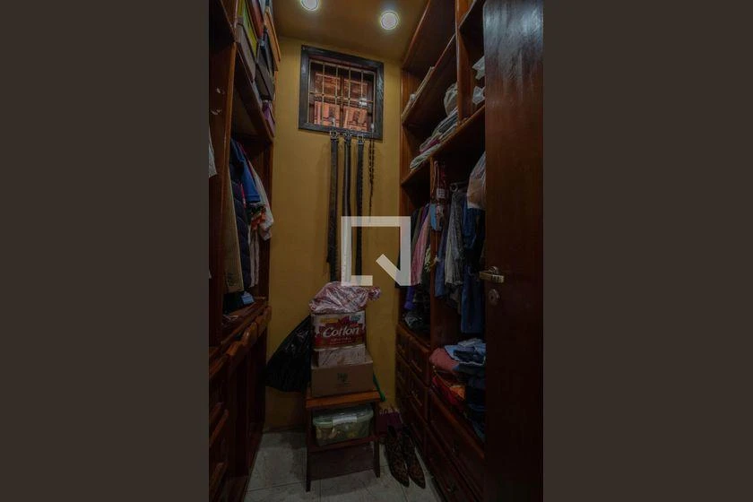 Casa de 450 m² con 6 dormitorios y 4 baños — photo 41