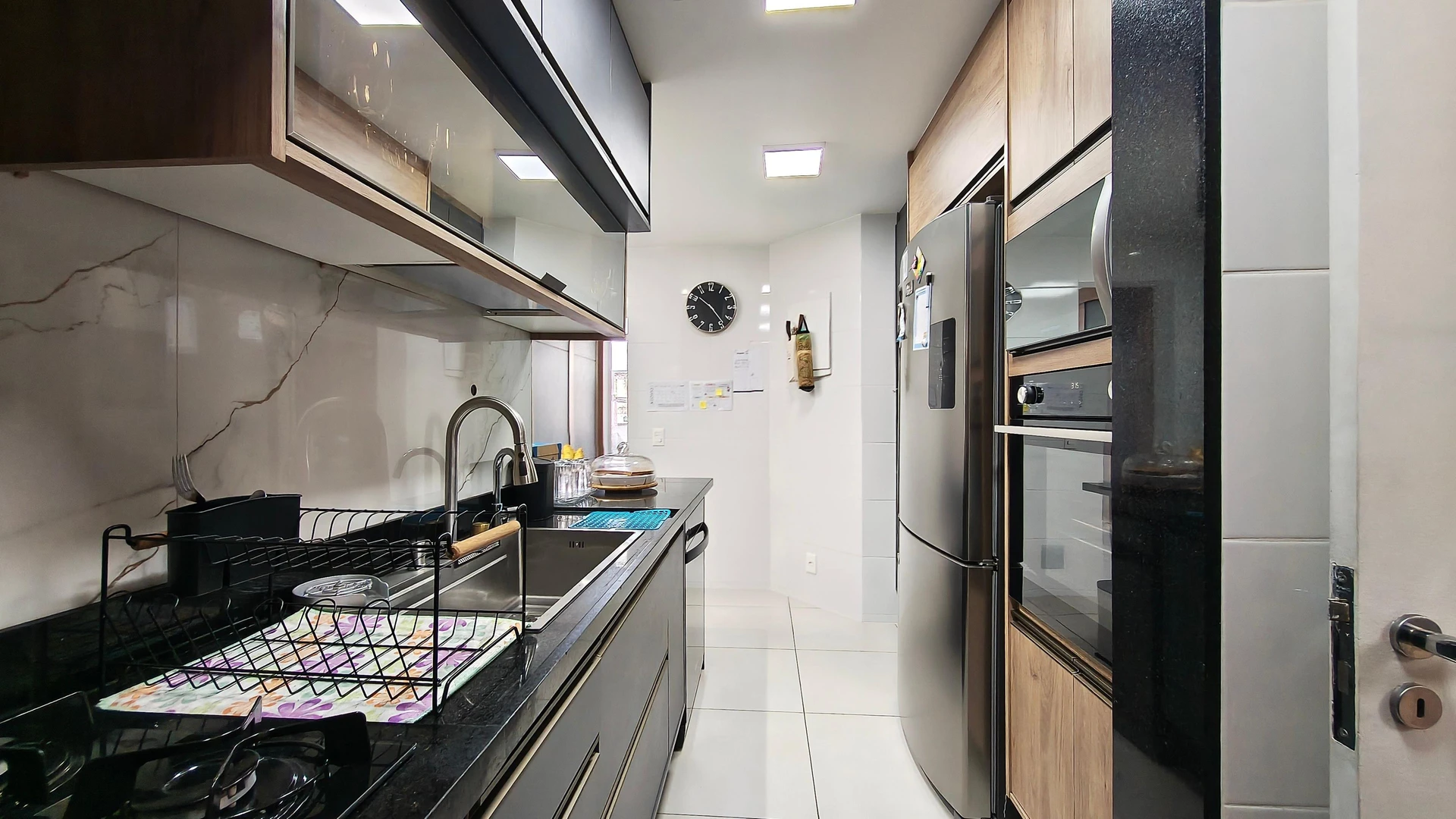 Apartamento mobiliado com 3 suítes e varanda com churrasqueira — photo 21