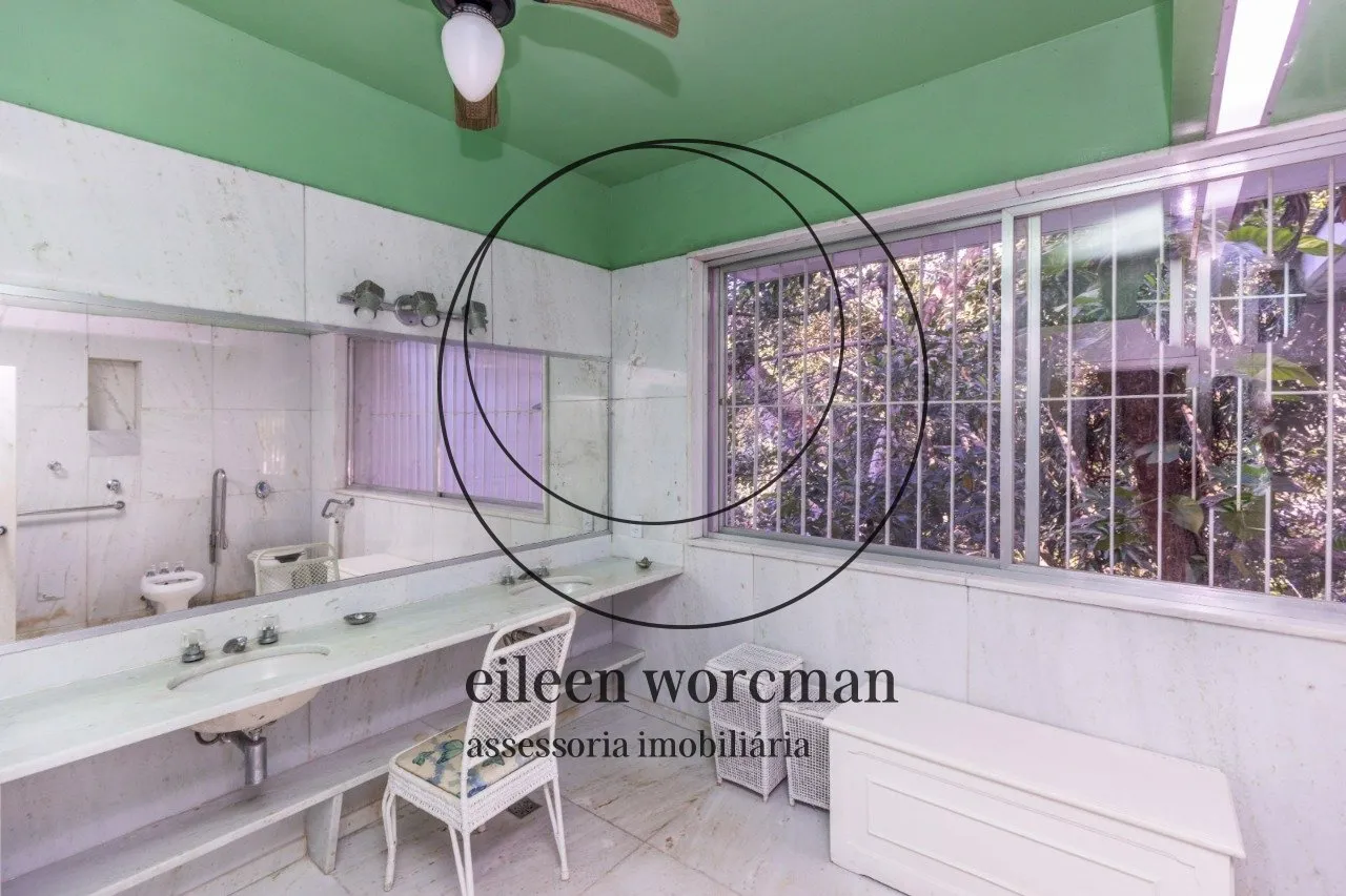 Furnished house with a closed gas kitchen and 6 bedrooms — photo 58