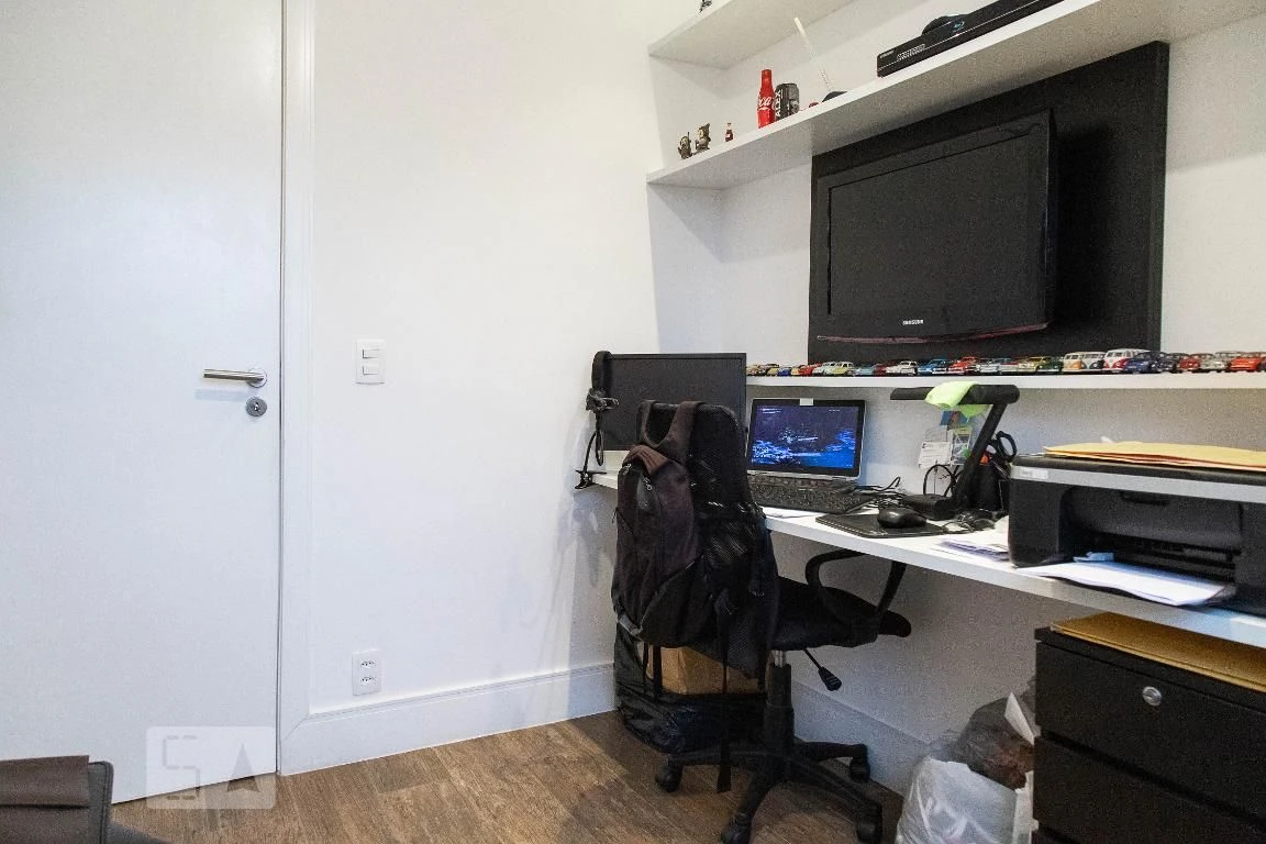 Washing machine in a 3-bedroom apartment, 70 m² — photo 21