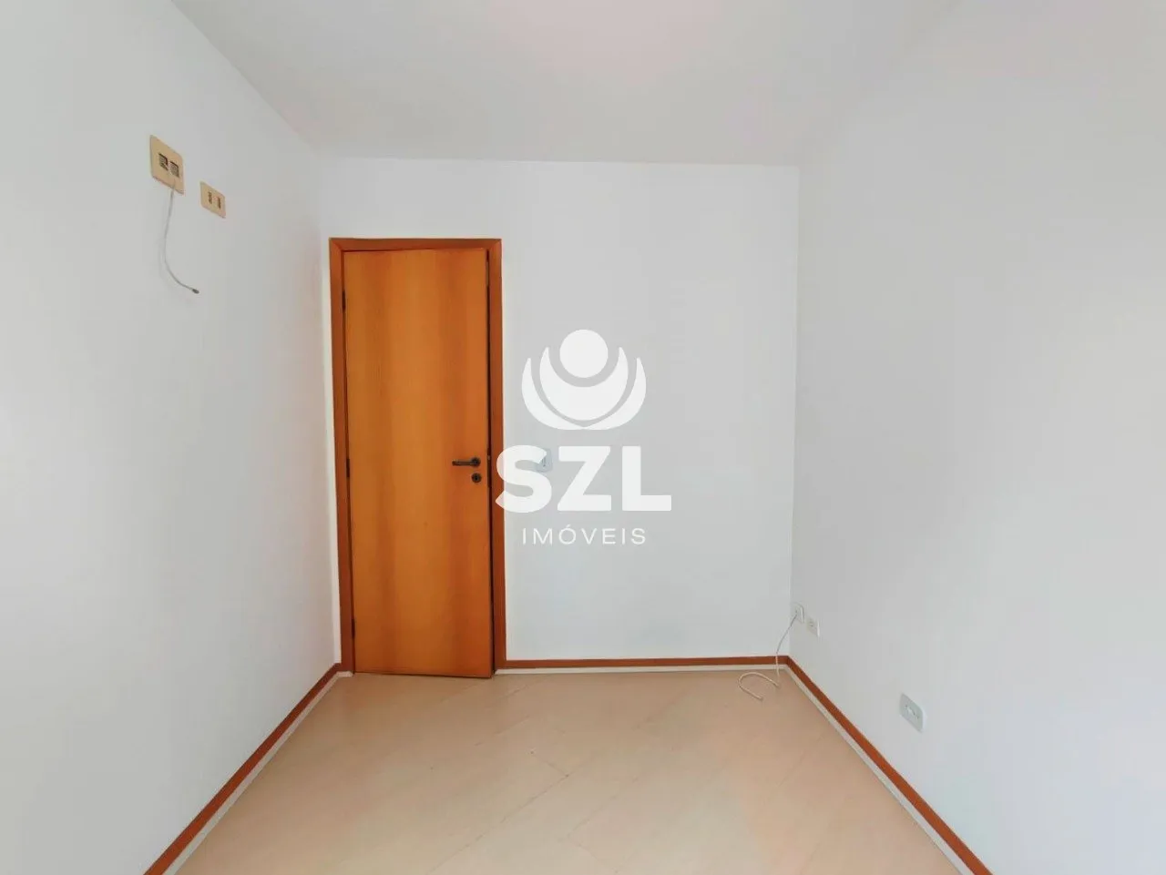 Unfurnished apartment with 3 bedrooms, 2 baths and parking — photo 3