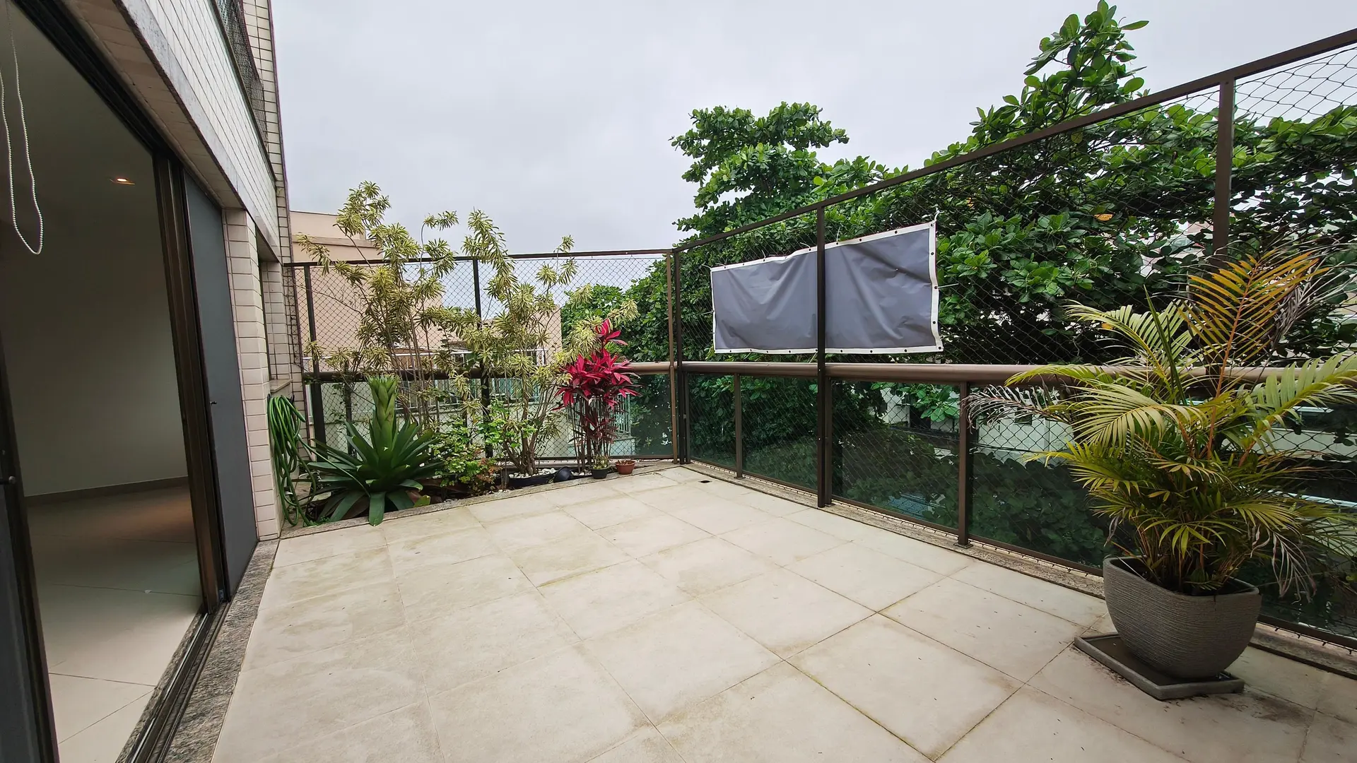 5-bedroom apartment with a washing machine in Rio de Janeiro — photo 61