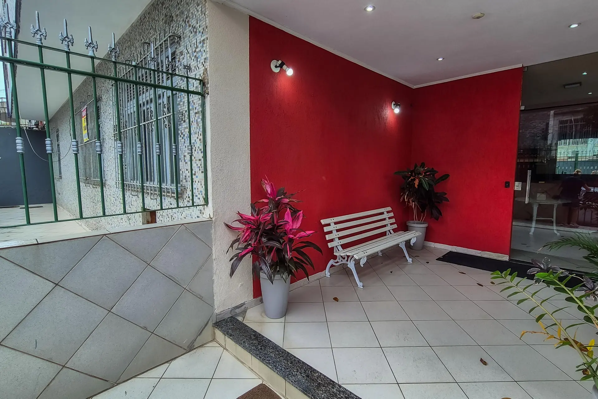2-bedroom apartment, 52 m² — photo 28