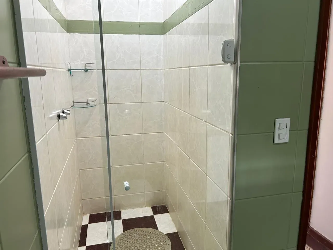 Unfurnished apartment with 3 bedrooms and 5 bathrooms — photo 4