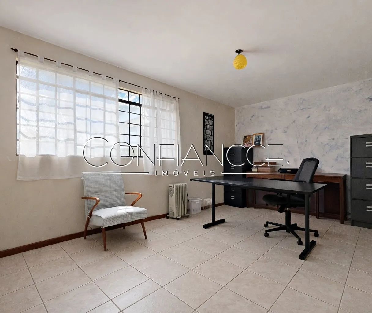 5-bedroom house with 1 suite, 4 parking spaces, 460 m² — photo 12