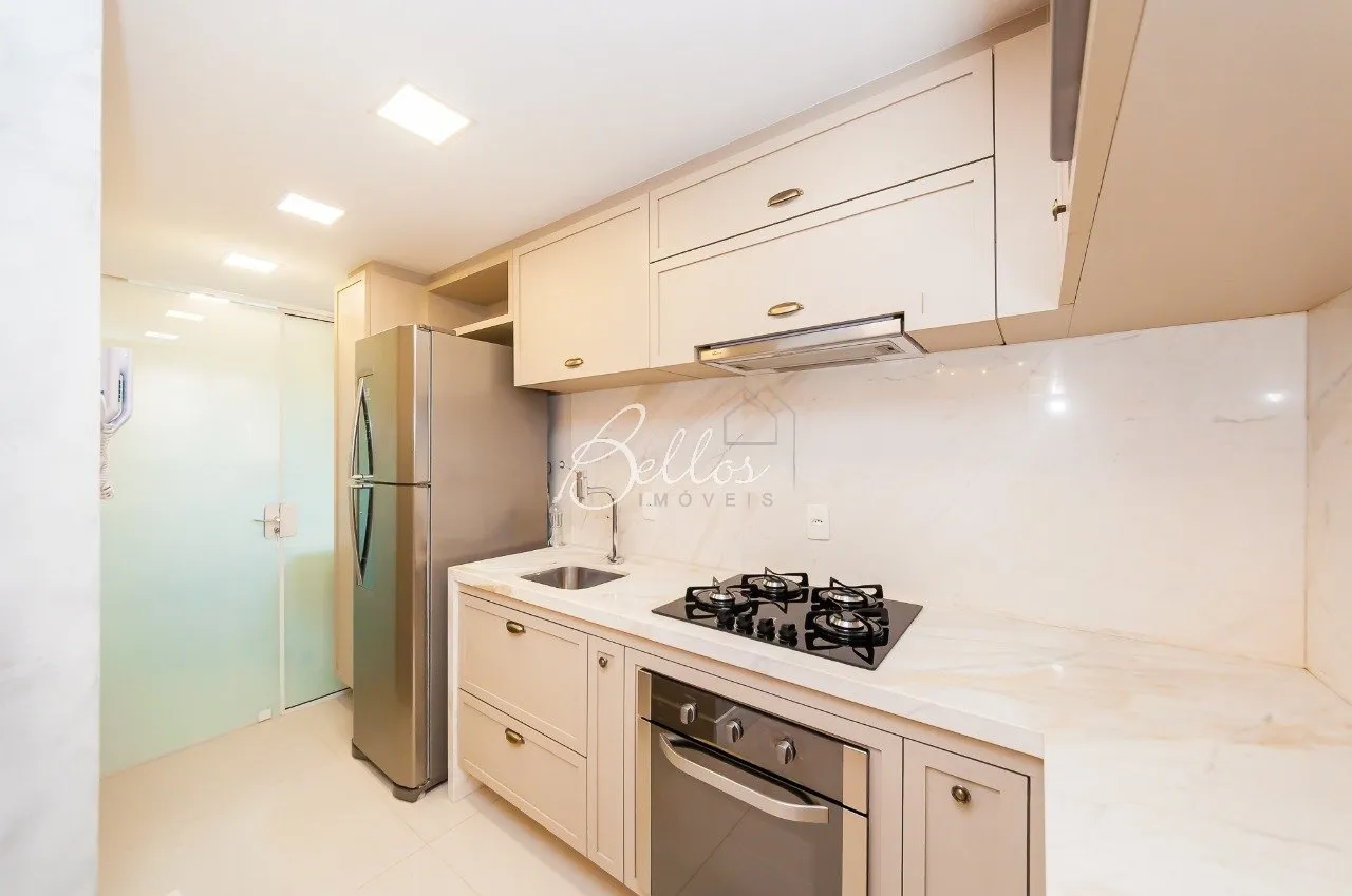 2-bedroom apartment with en-suite baths and open kitchen — photo 7