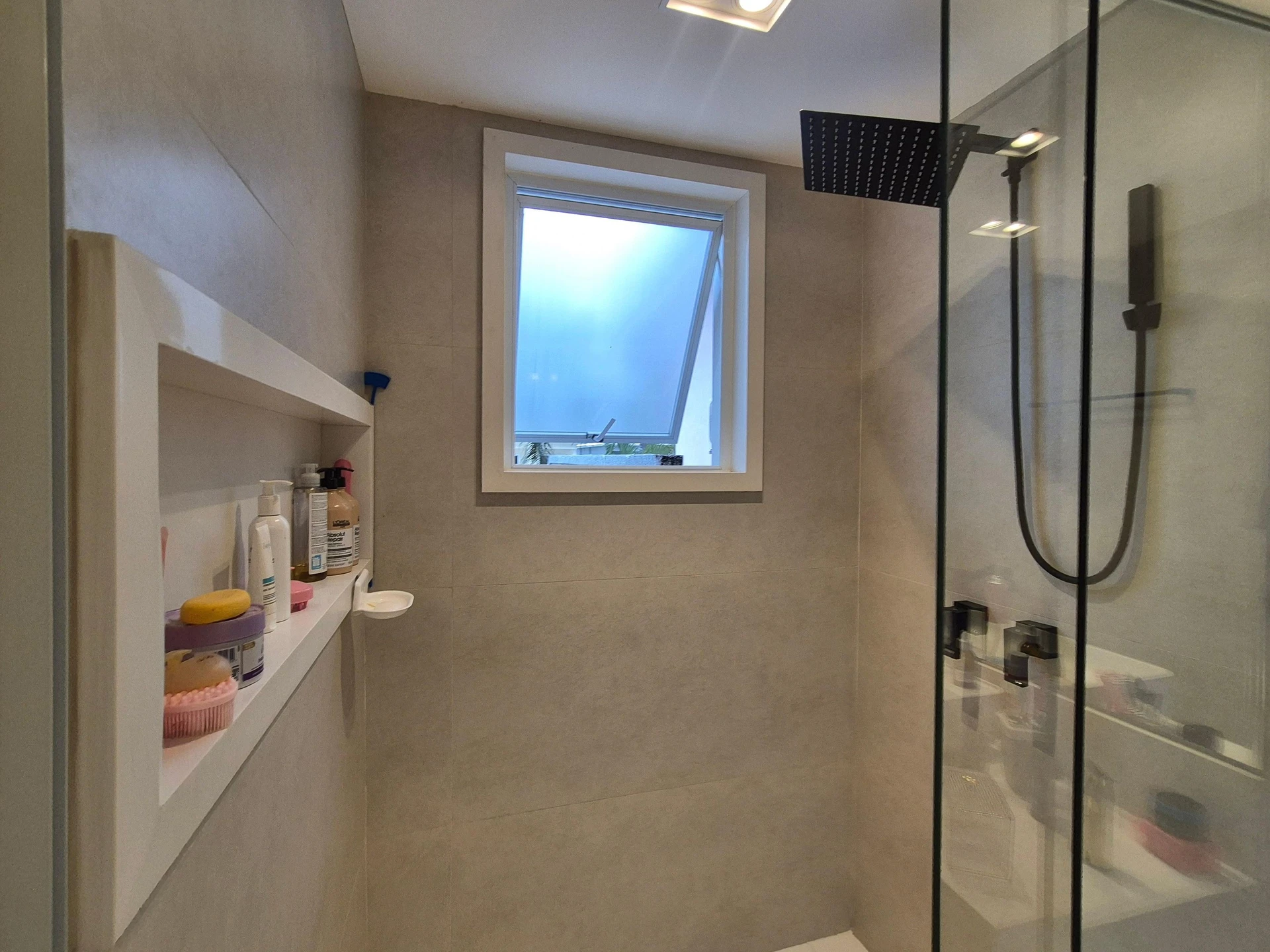 Furnished house, 400 m², with a dishwasher — photo 30