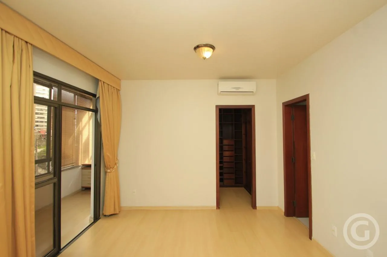 206 m² apartment with 4 bedrooms and 2 en-suites — photo 3
