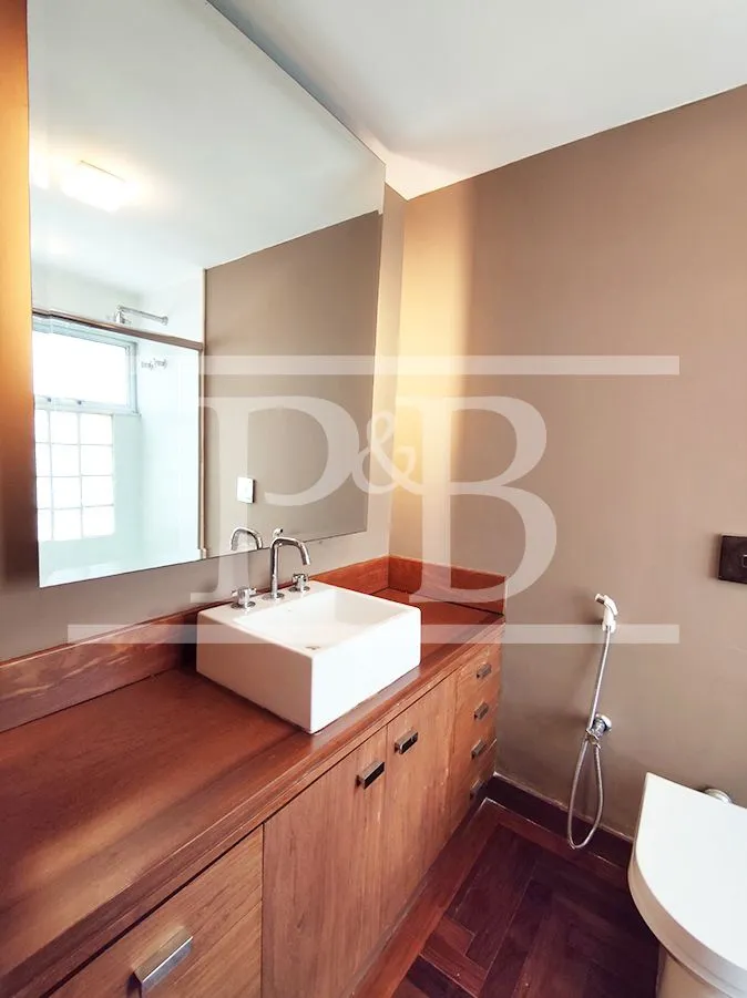 Penthouse with 4 bedrooms and 4 baths, 539 m² — photo 33