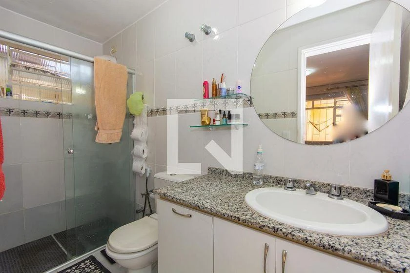 3-bedroom house with a home office in Curitiba — photo 35