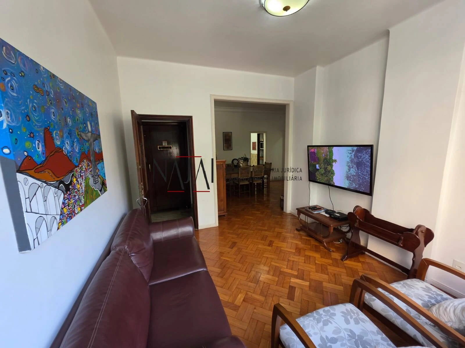 Furnished 3-bedroom apartment with 130 m² — photo 21