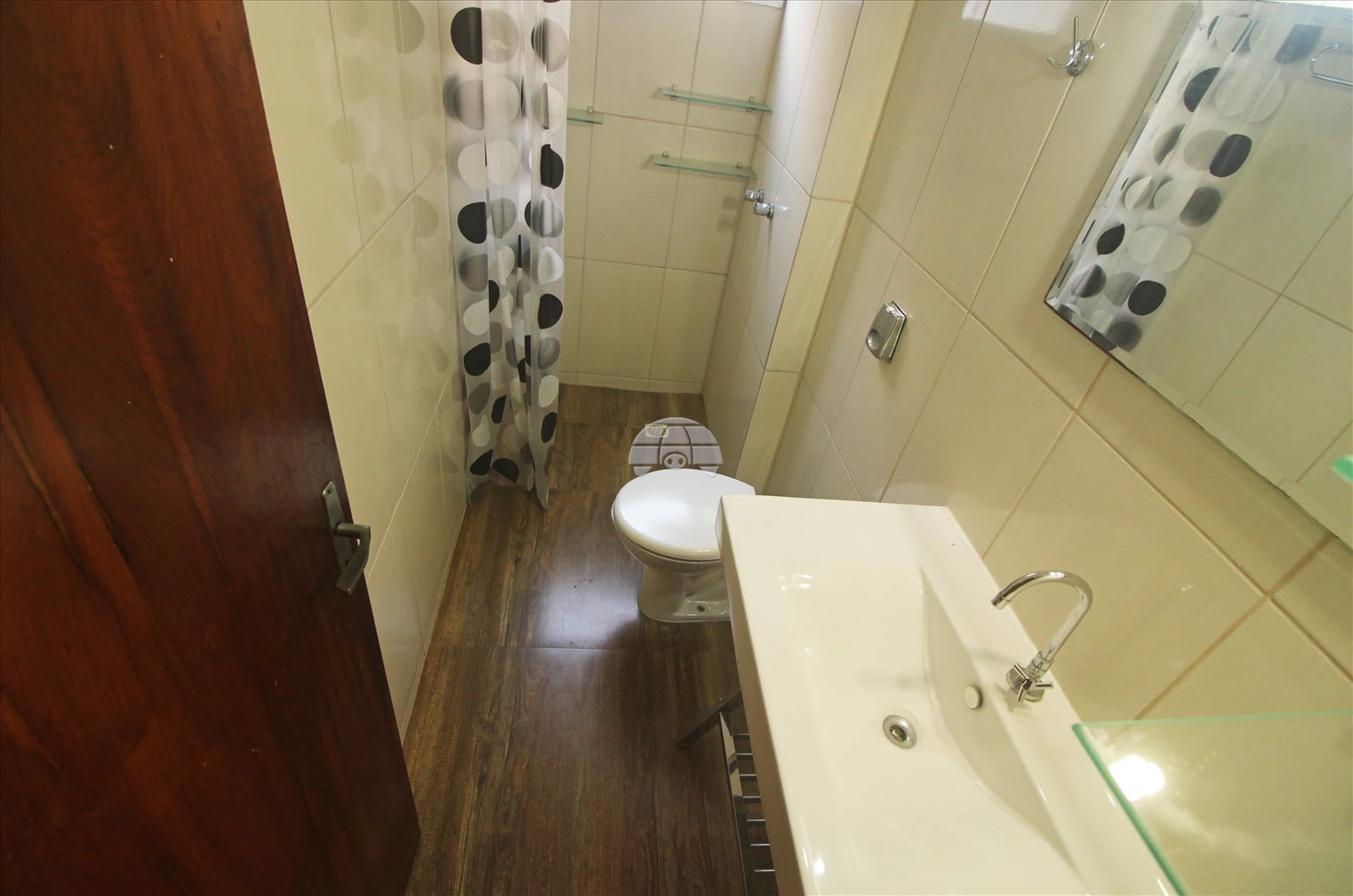 75 m² apartment with a washing machine and a walk-in closet — photo 19
