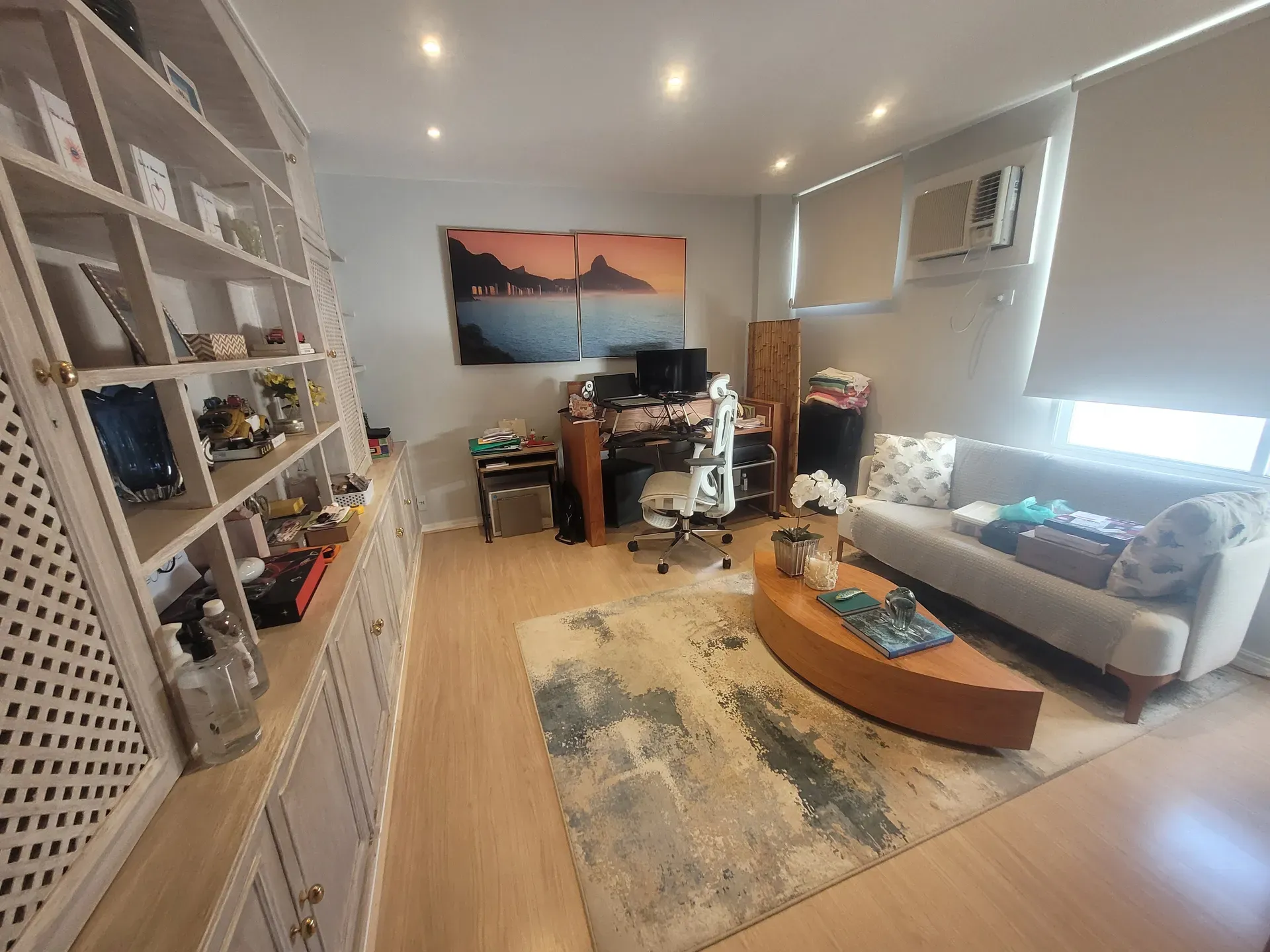 Duplex apartment with 4 bedrooms and 3 bathrooms — photo 21