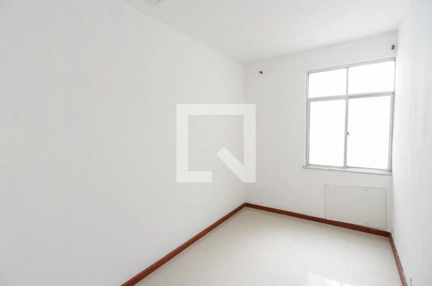 Квартира: 2 спальні, 58 м²