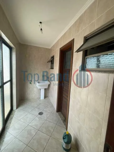 Duplex condo house with 3 bedrooms and 1 bathroom — photo 23
