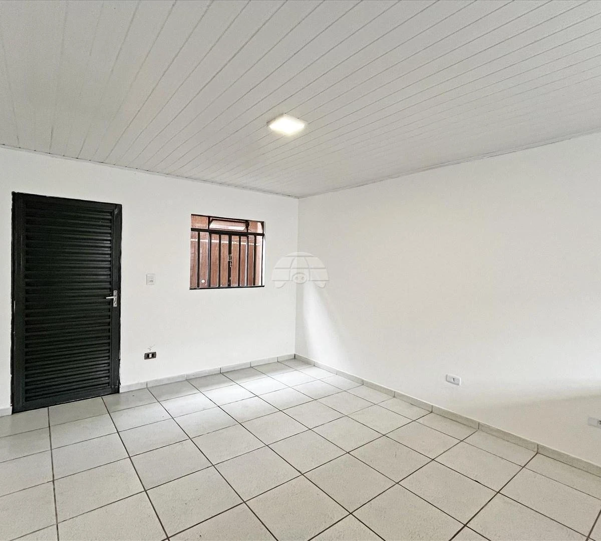 34 m² studio in Curitiba — photo 2