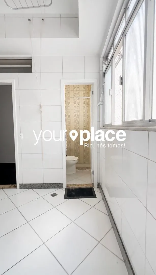 Apartment, 180 m², with a glass-enclosed balcony — photo 19