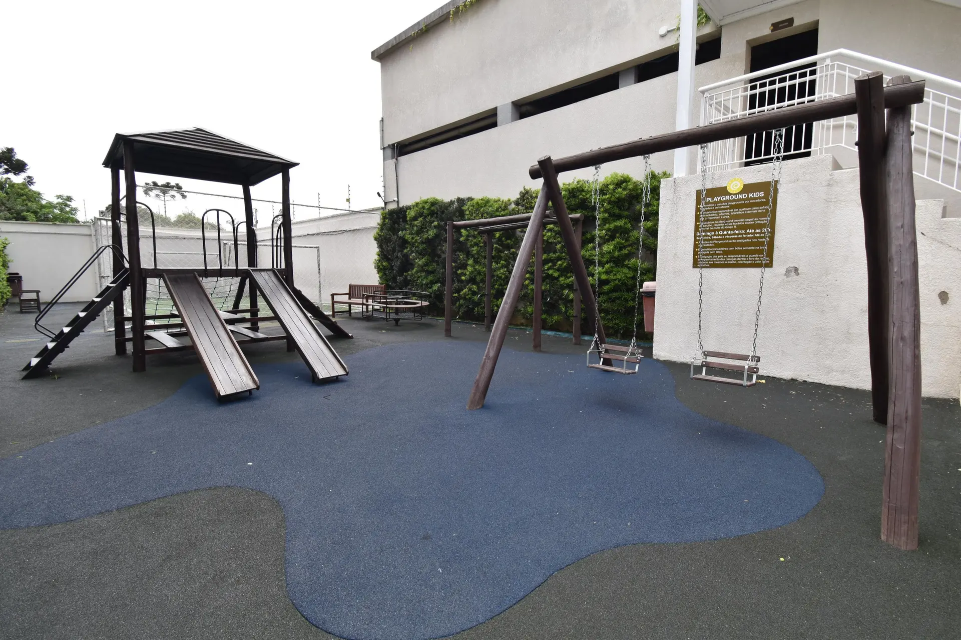 Квартира 62 м² с грилем на балконе и застеклённым балконом — photo 34
