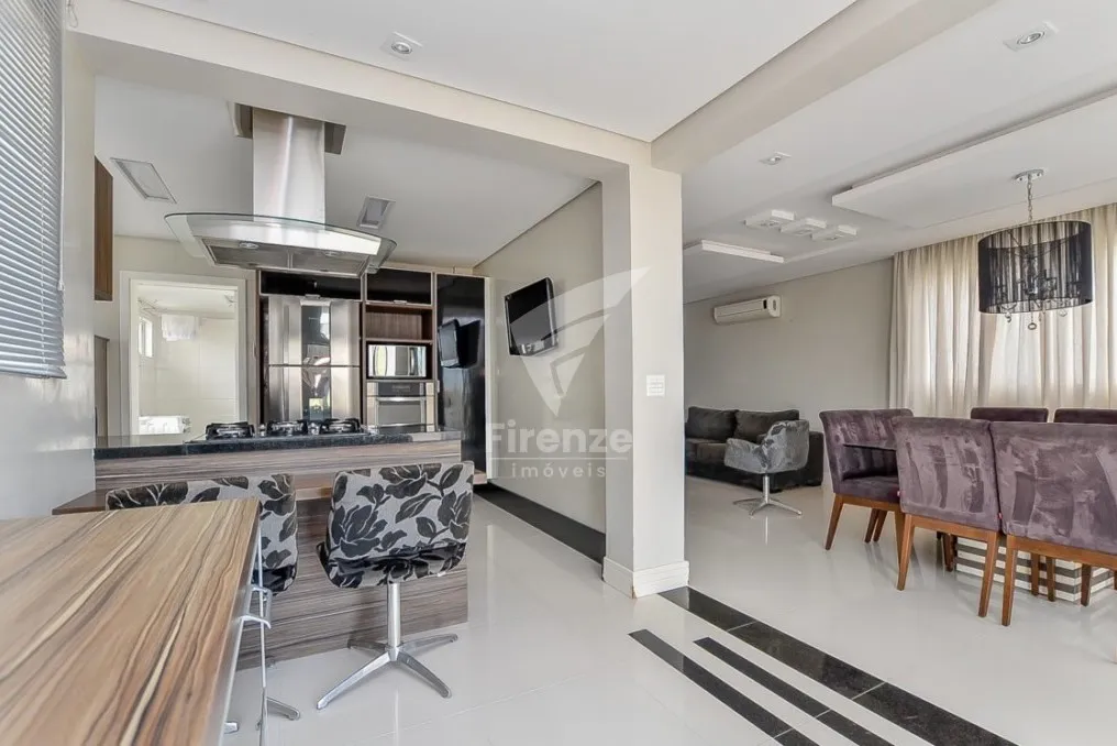 Furnished 352 m² apartment with 3 en-suite bedrooms — photo 22