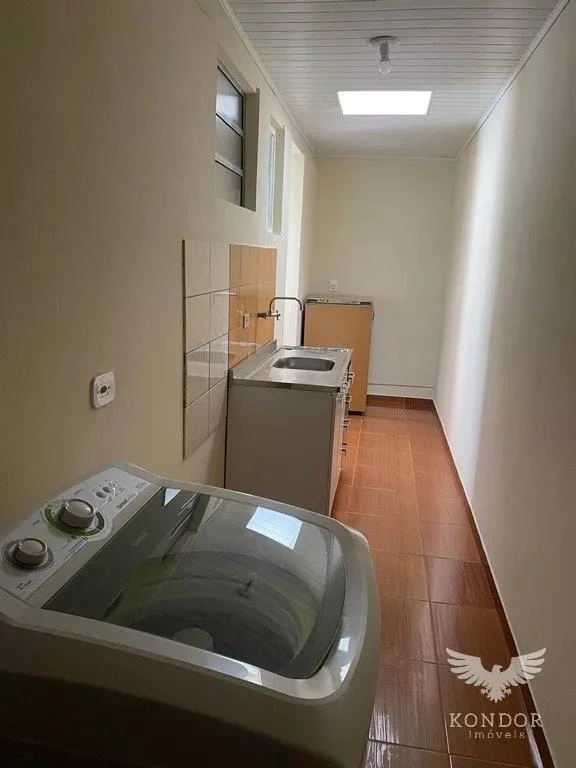 2-bedroom house with a washing machine in Curitiba — photo 4
