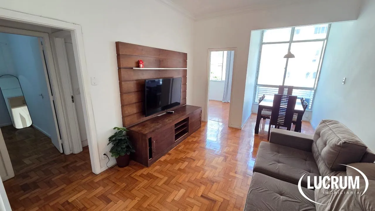 3-bedroom apartment with a washing machine