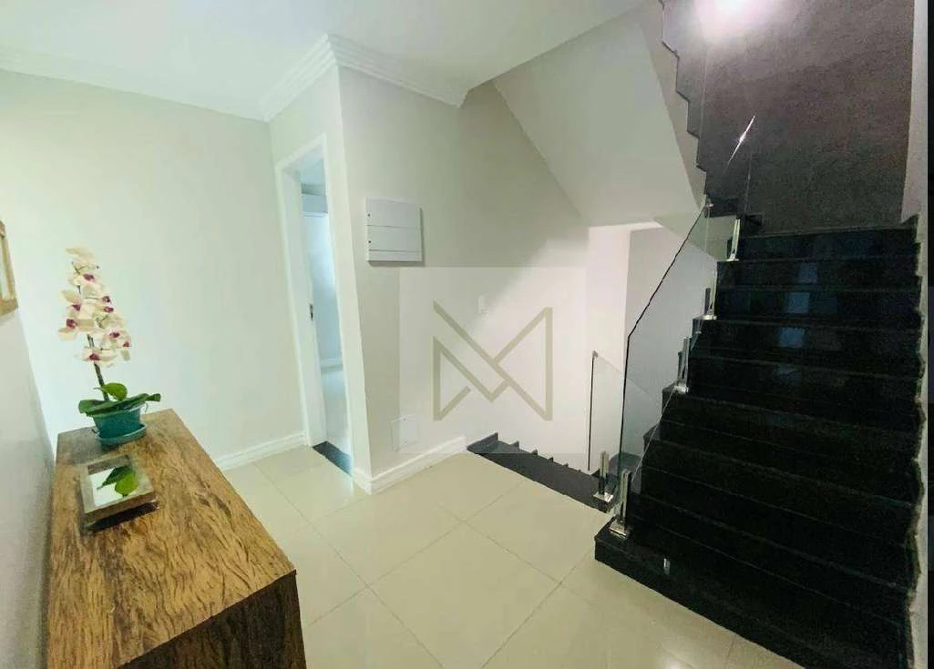 Furnished house with 4 en-suite bedrooms — photo 12