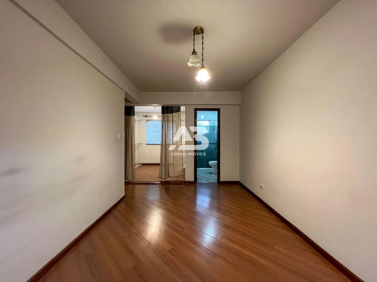 Vestidor y 2 dormitorios: departamento de 139 m² — photo 18