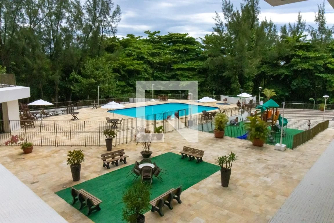 Apartamento mobiliado com 2 quartos e piscina no condomínio — photo 33