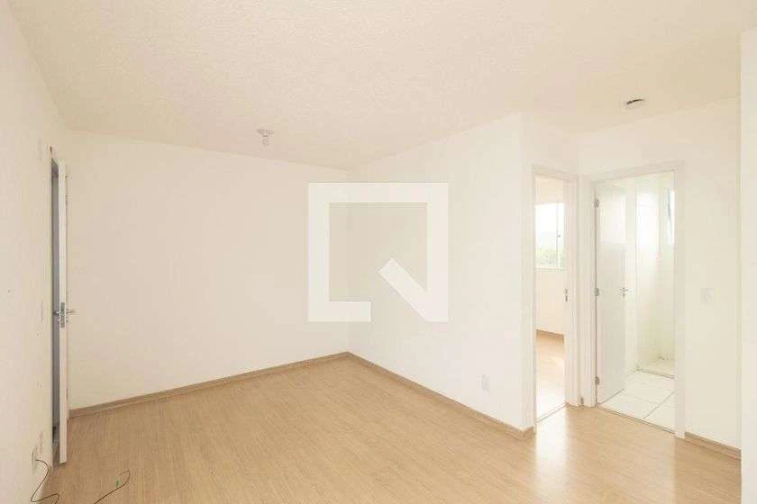 46 m² apartment with a closed-off kitchen and parking — photo 16