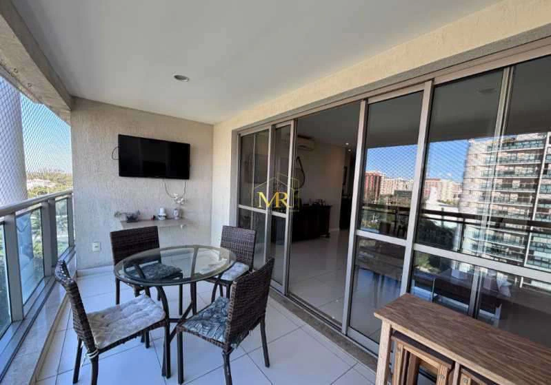 Furnished apartment with 4 en-suite bedrooms and 5 baths — photo 30