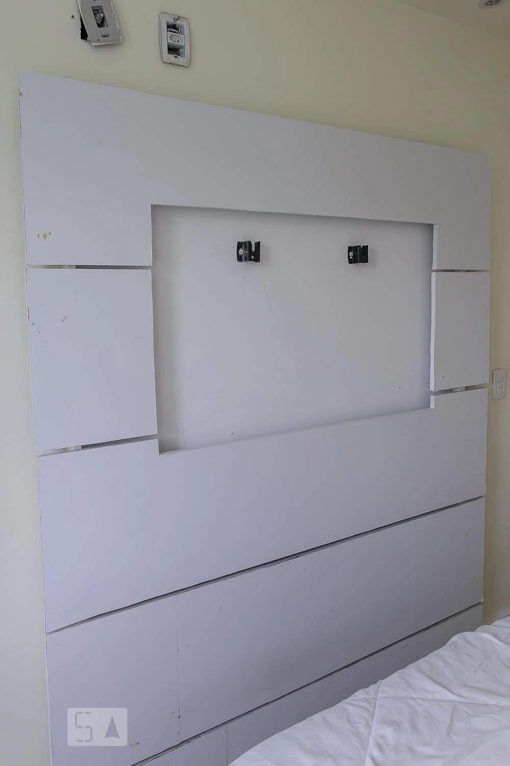 Furnished 2-bedroom apartment with a balcony — photo 41