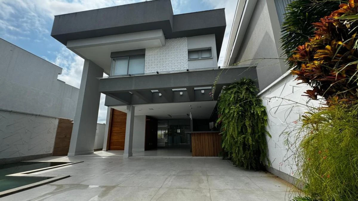 Condominium house with 3 en-suite bedrooms and 300 m² — photo 6