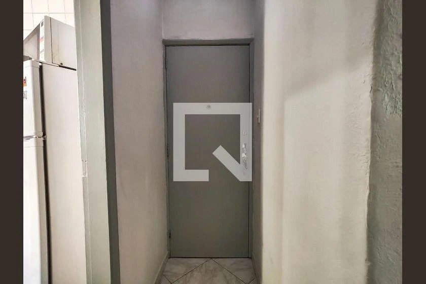 3-bedroom apartment with a home office — photo 42