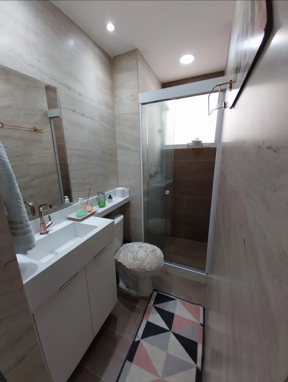 Furnished 2-bedroom apartment with 1 parking space — photo 7