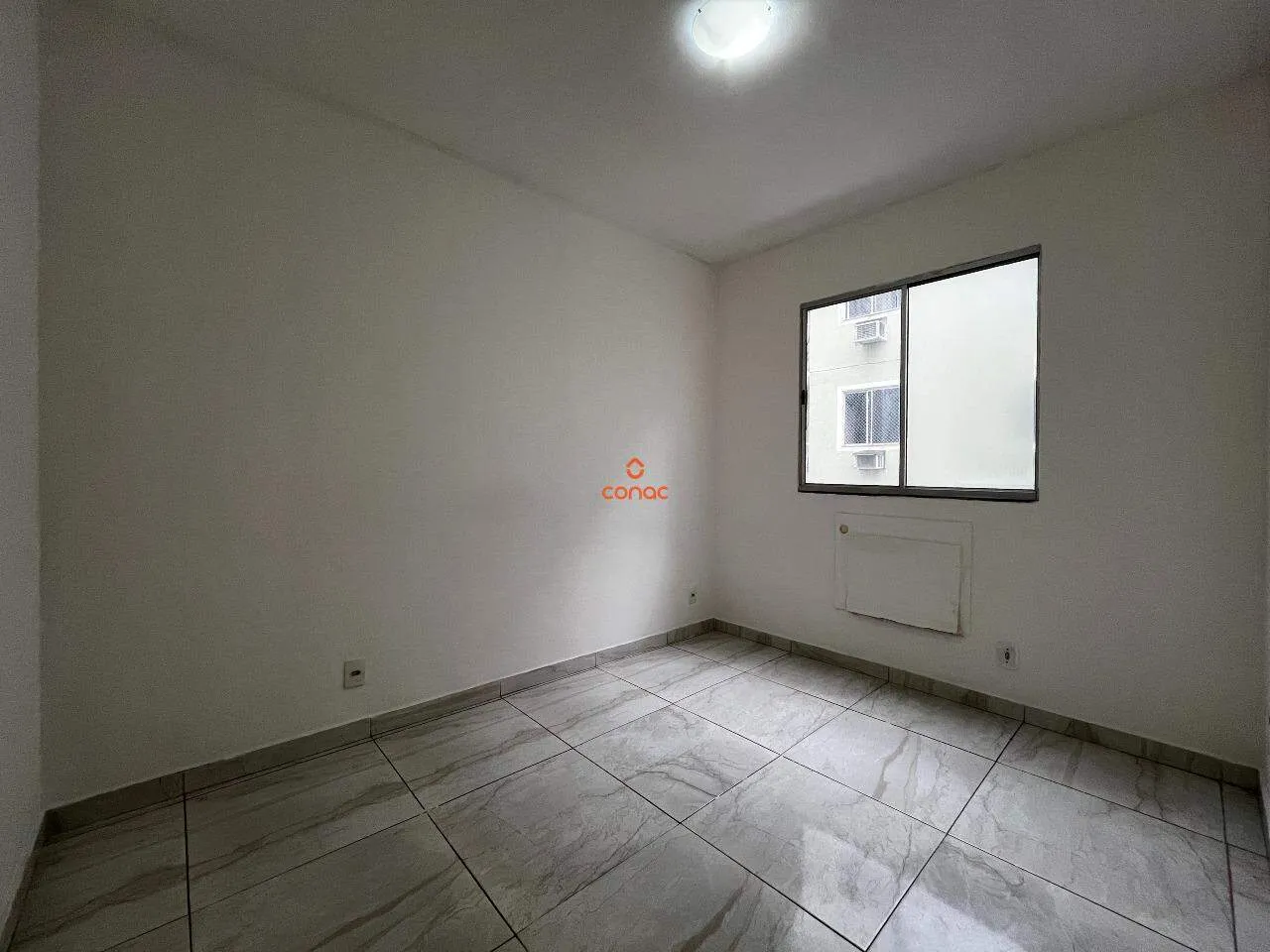 Apartamento de 2 habitaciones con balcón y 1 plaza de garaje — photo 2