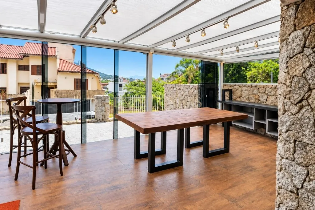 3 quartos e lareira: casa de 240 m² — photo 11