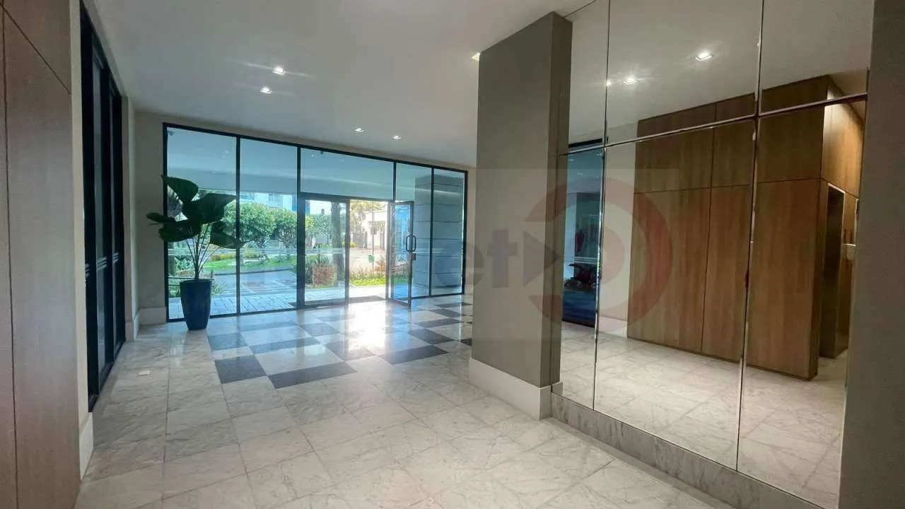 Вид на воду и 4 спальни: квартира 156 м² — photo 26