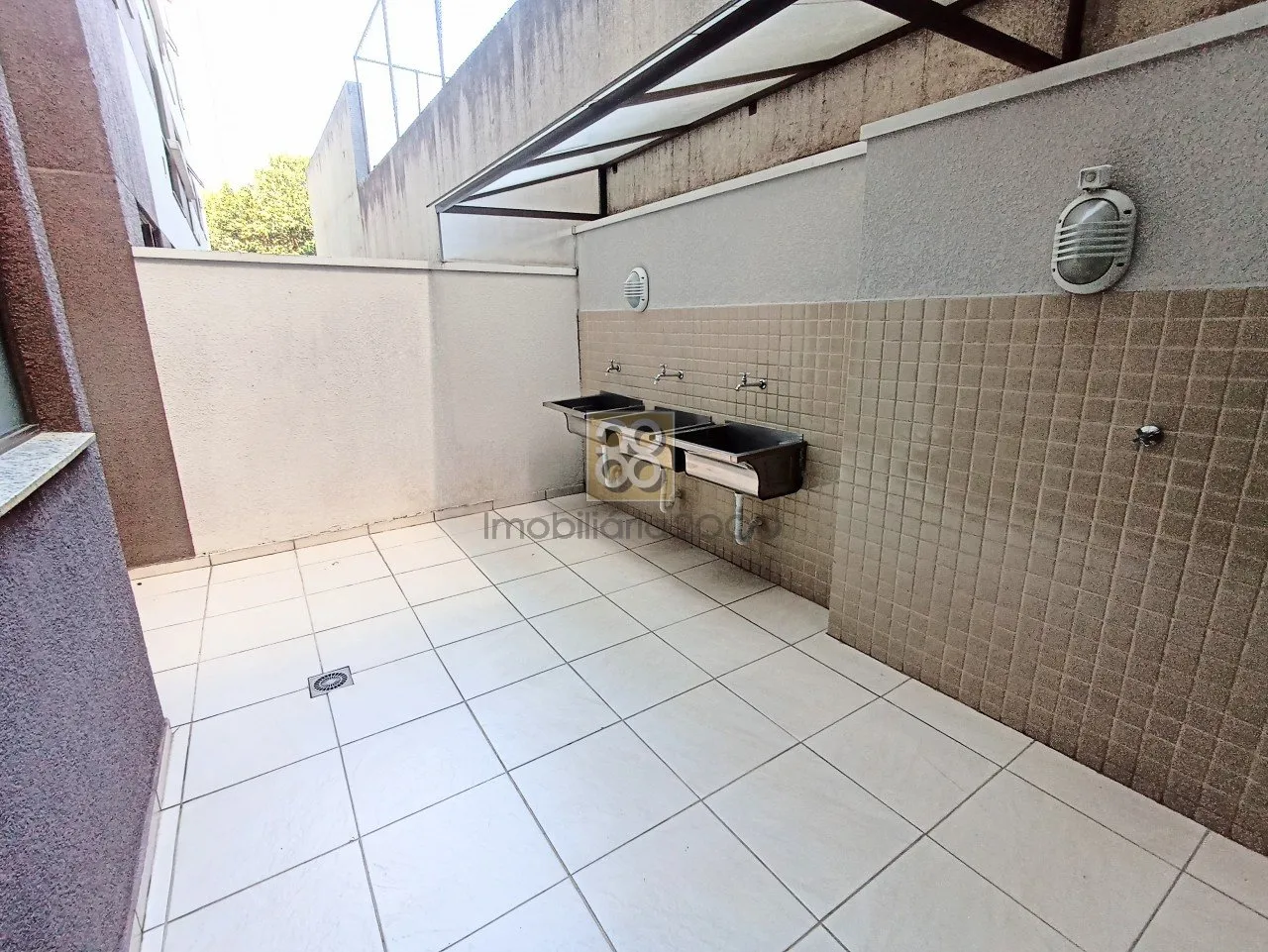 Washing machine in a one-bedroom apartment, 34 m² — photo 7